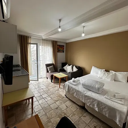 Taksim Hotel *