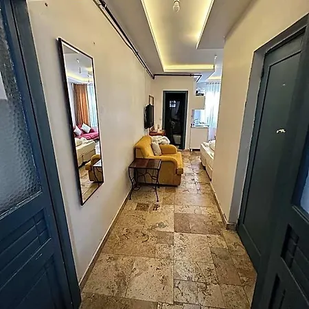 Taksim Holıday ınn Suıte Otel İstanbul
