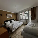 Hotel Taksim *